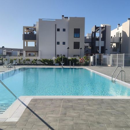 Serene Luxury Apartment With Pool - Viento Azul Антигуа Екстериор снимка