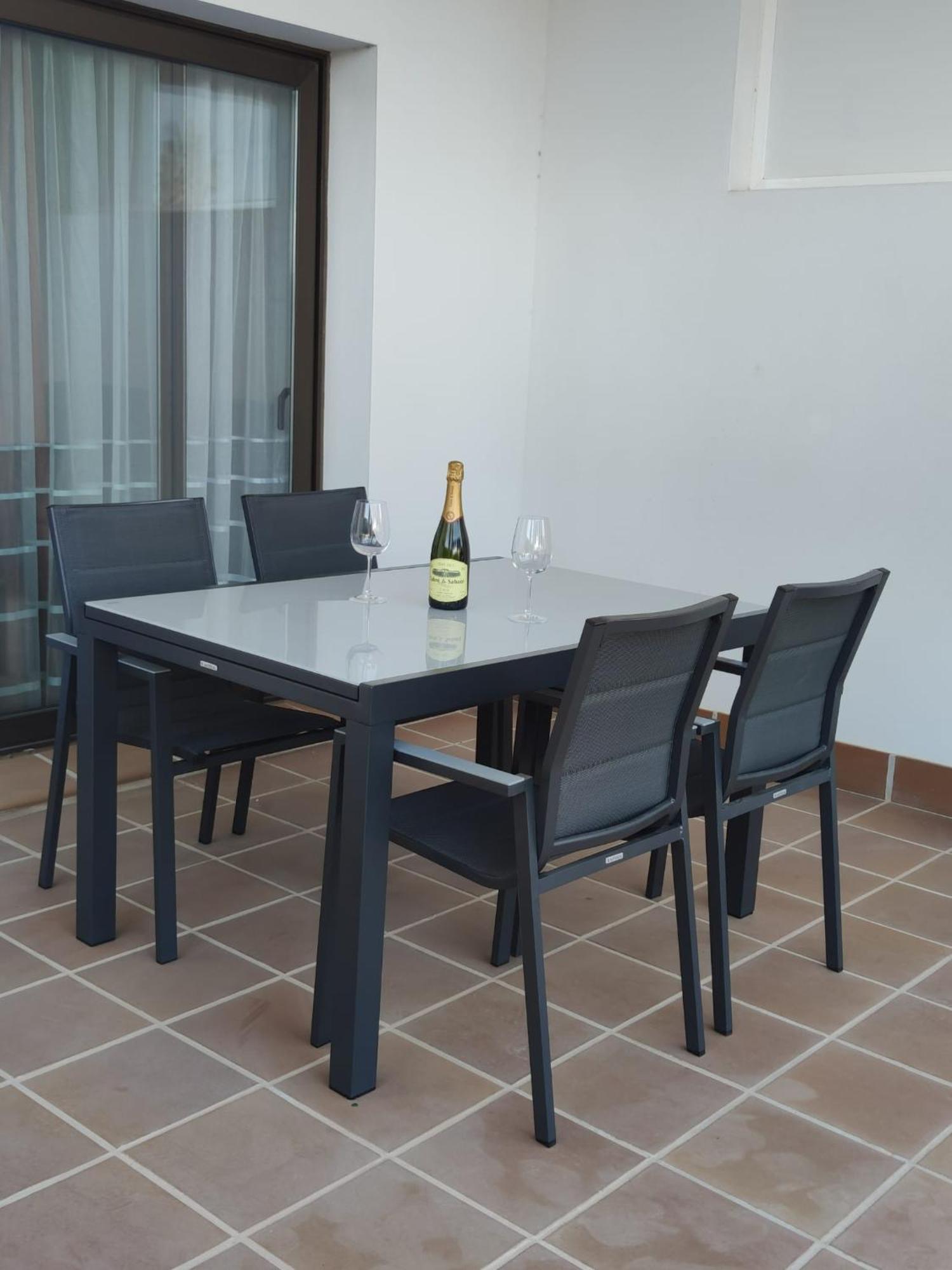 Serene Luxury Apartment With Pool - Viento Azul Антигуа Екстериор снимка